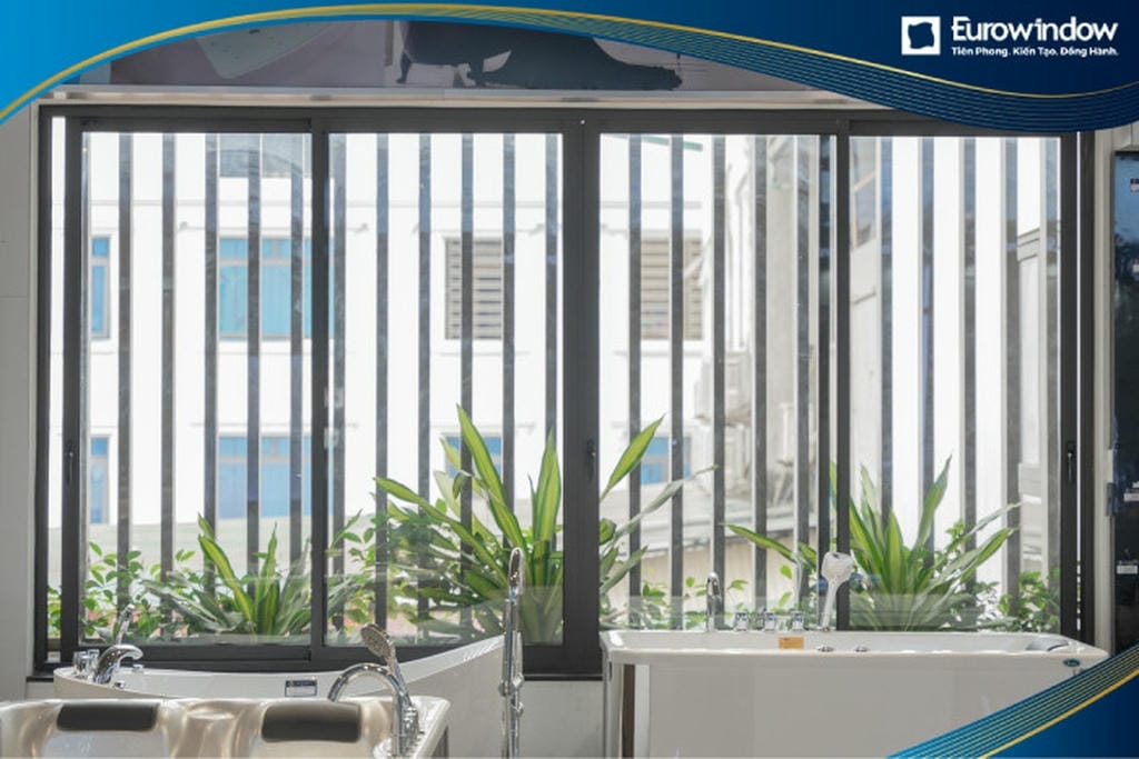 cửa nhôm 4 cánh eurowindow