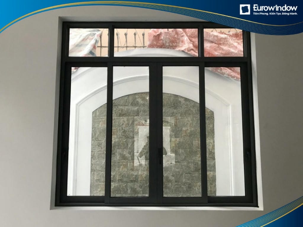 bộ cửa nhôm kính 4 cánh giá bao nhiêu