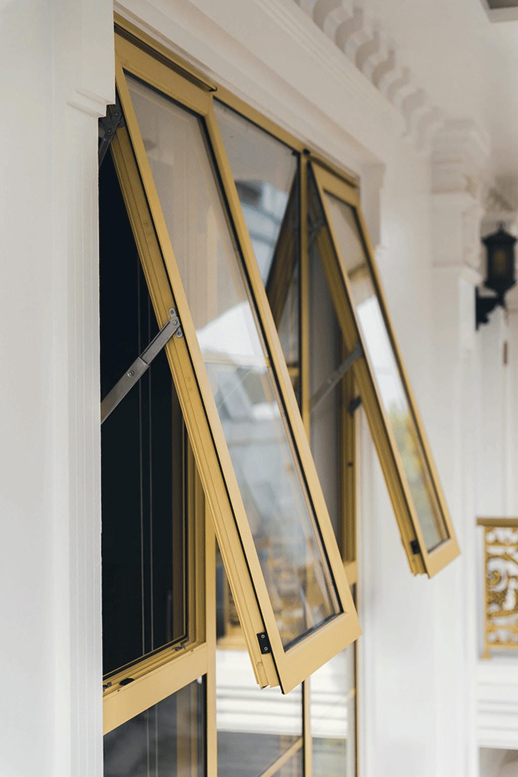 cửa nhôm eurowindow giải mã sức hút và đánh giá từ a-z